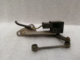 MERCEDES-BENZ Mercedes SL R230 rear xenon level sensor A0025428818 level sensor rear. — thumbnail 2