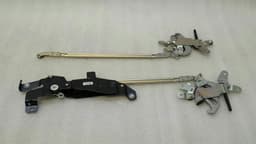 MERCEDES-BENZ Mercedes SL R230 CONVERTIBLE ROOF TOP LATCH A2307900971 top lock — thumbnail 2