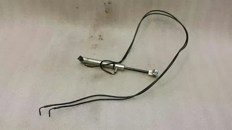 Mercedes SL R230 Right Hydraulic Cylinder A2308001272 Hydraulic Cylinder Right