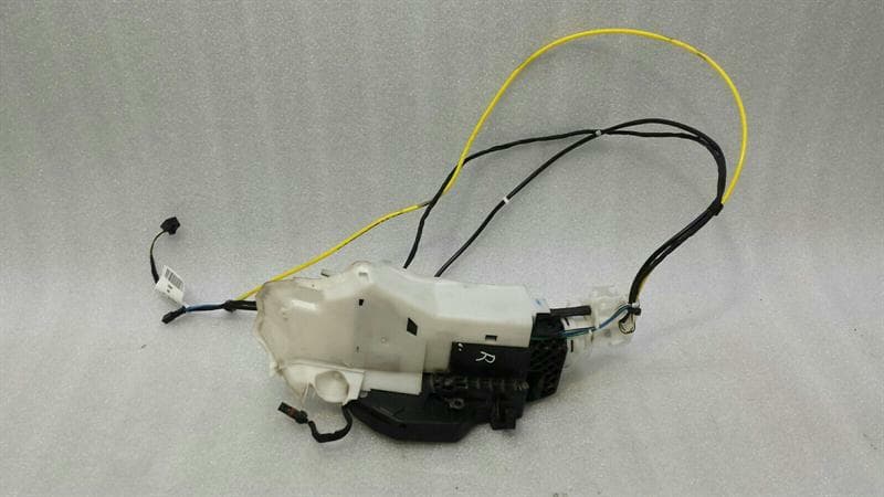 Mercedes SL R230 right door lock A2307200835 door lock right