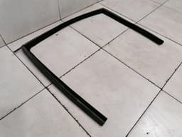MAYBACH MAYBACH 57 W240 Door Seal A2407300117 Door Seals WINDOW GUIDE RAIL RL — thumbnail 2