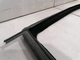 MAYBACH MAYBACH 57 W240 Door Seal A2407300117 Door Seals WINDOW GUIDE RAIL RL — thumbnail 10
