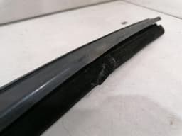 MAYBACH MAYBACH 57 W240 Door Seal A2407300117 Door Seals WINDOW GUIDE RAIL RL — thumbnail 5