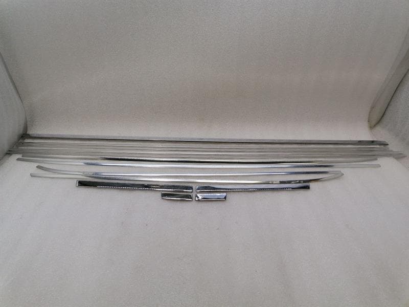 MAYBACH MAYBACH 57 W240 Body Moulding CHROME SET Bar SET