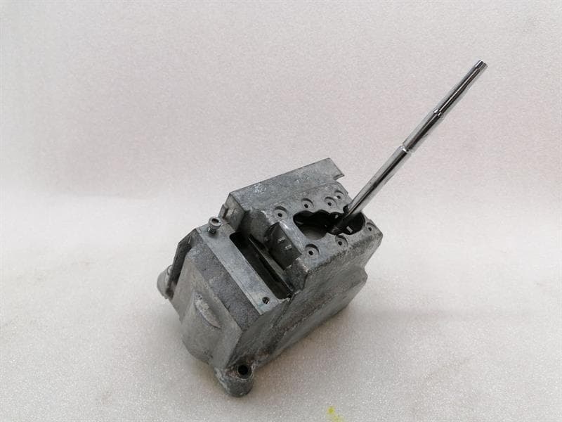 MAYBACH MAYBACH 57 W240 Gear Selector A2402671324 Circuit Backdrop
