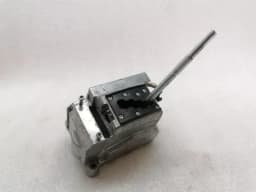 MAYBACH MAYBACH 57 W240 Gear Selector A2402671824 Circuit Backdrop — thumbnail 1