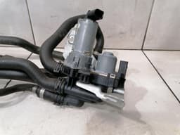 MAYBACH MAYBACH 57 W240 Heater Valve A2208300084 Heating Valve — thumbnail 4
