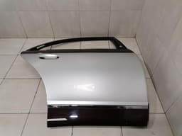 MAYBACH MAYBACH 57 W240 Right Rear Door A2407300205 Door Rear Right — thumbnail 2