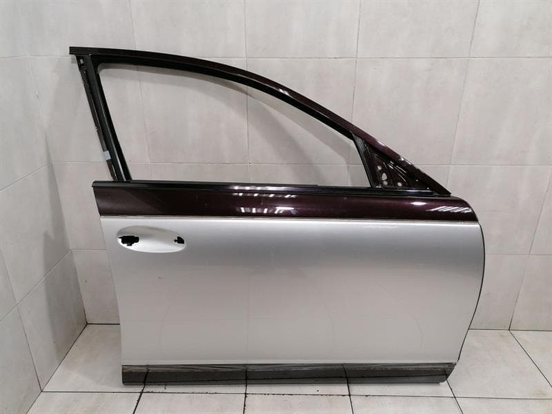 MAYBACH MAYBACH 57 W240 Right Front Door A2407200205 Door Front Right