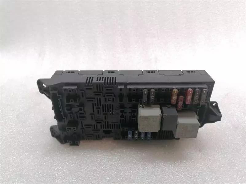 MAYBACH MAYBACH 57 W240 Fuse Box A2405451401 Fuse Box SAM