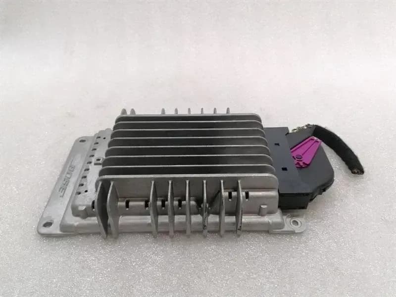 MAYBACH 57 W240 Amplifier A2408203399 Amplifier BOSE