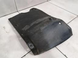 FERRARI Ferrari 550 Maranello F133 wheel arch liner 64576300 rear left wheel arch cover — thumbnail 2