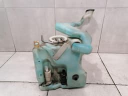 MAYBACH MAYBACH 57 W240 Washer Fluid Reservior A2408600064 Wiping Water Container — thumbnail 4