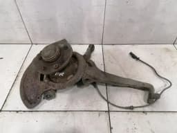 MAYBACH MAYBACH 57 W240 Right Front Hub A2403211001 Wheel Bearing Housing Front Right — thumbnail 1
