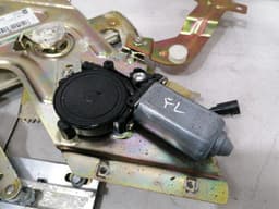 FERRARI Ferrari 550 Maranello F133 Left Front Door Winder 64742900 Window Regulator Left — thumbnail 9
