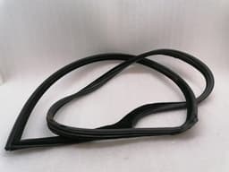 FERRARI Ferrari 550 Maranello F133 Door Seal RH 64740000 Door Seals — thumbnail 1