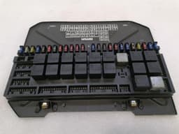 FERRARI Ferrari 550 Maranello F133 Fuse Box 164673 Fuse Box — thumbnail 3