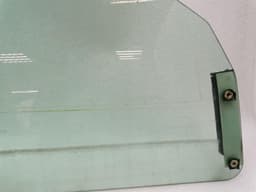 FERRARI Ferrari 550 Maranello F133 right front door glass 64573500 door glass right — thumbnail 7