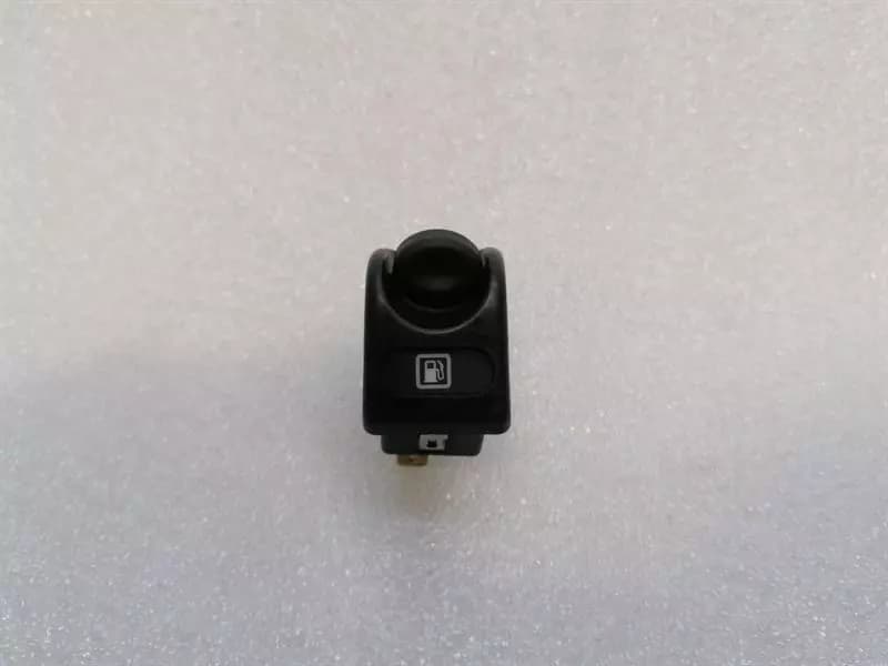 FERRARI Ferrari 550 Maranello F133 Switch 171086 Fuel Door Switch