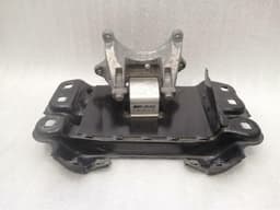 MERCEDES-BENZ Mercedes S63 AMG W222 Engine Mount A2222401402 Engine Holder — thumbnail 10