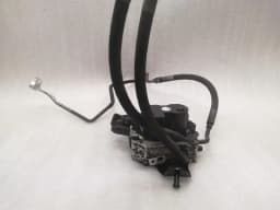 MERCEDES-BENZ Mercedes S-Class W222 S63 AMG Rear ABC Valve A2213201058 Hydraulic Valve Rear — thumbnail 4
