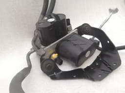 MERCEDES-BENZ Mercedes S-Class W222 S63 AMG Rear ABC Valve A2213201058 Hydraulic Valve Rear — thumbnail 10