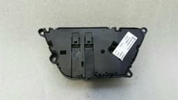 MERCEDES-BENZ Mercedes CL W216 Left Seat Memory Switch A2218700658 Seat Switch RHD — thumbnail 4
