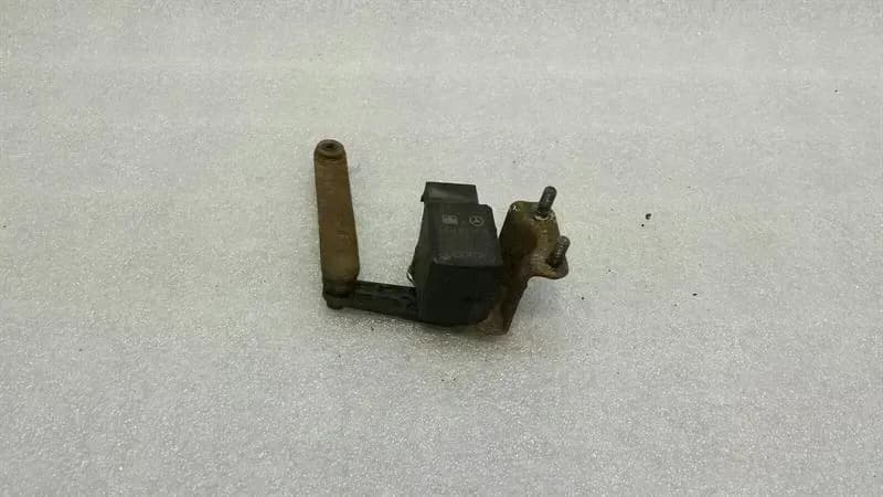 Mercedes W219 CLS55 Xenon Level Sensor A0105427717 Level Sensor