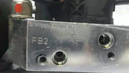 MERCEDES-BENZ Mercedes SL R230 Rear ABC Valve A2213200358 Hydraulic Valve ABC Rear Block — thumbnail 8