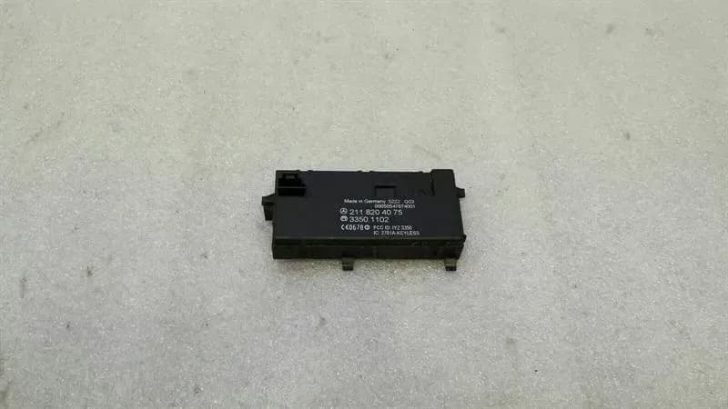 MERCEDES CLS55 AMG Keyless Go Antenna A2118204075 Keyless Go Antenna