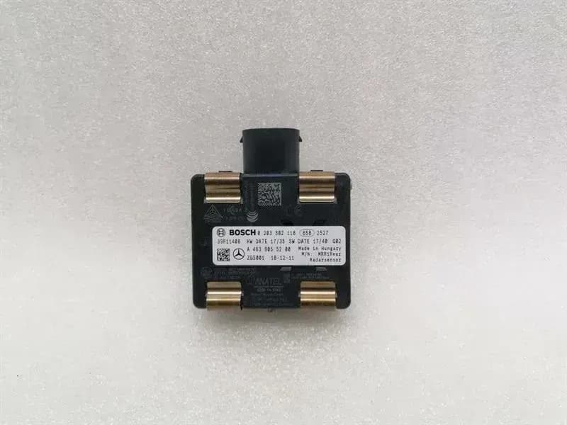 Mercedes G-Car W463 ACC Radar Sensor A4639055200 Control Unit Distance Warning