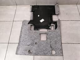 MERCEDES-BENZ MERCEDES G-WAGEN W463 A4636807001 PART FROM FLOOR CARPET REAR RIGHT — thumbnail 4