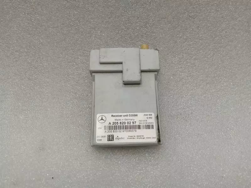 Mercedes G-Car W463 Remote Control Receiver Webasto A2058200297 Control Unit