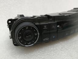 MERCEDES-BENZ Mercedes CLS W219 Car Climate Control A2198300785 Air Conditioning Control Panel A/C — thumbnail 4