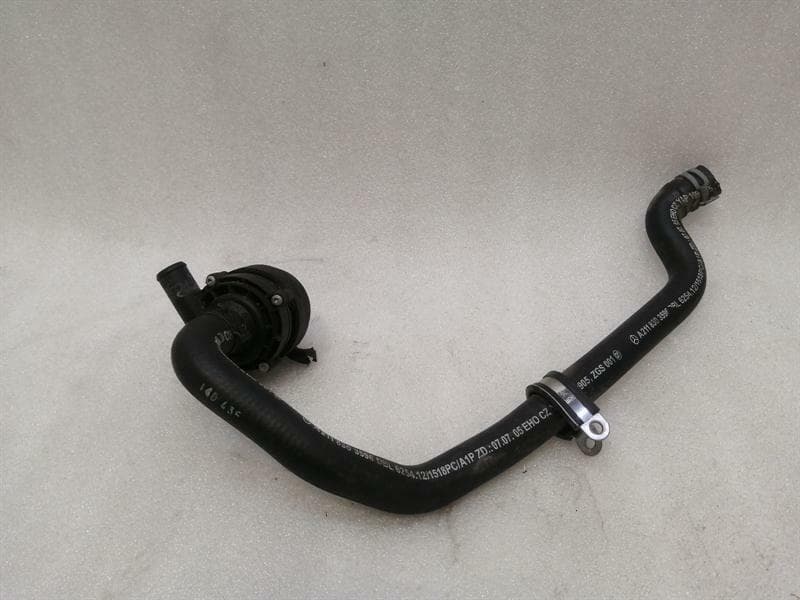 Mercedes CLS W219 additional cooling pump A2118350264 coolant pump pump