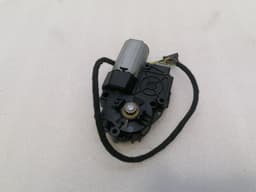 MERCEDES-BENZ Mercedes CL W216 Sun Roof Engine A2168200042 Sunroof Motor — thumbnail 1