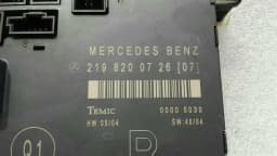 MERCEDES-BENZ Mercedes CLS W219 FRH door module A2198200726 door control unit front right — thumbnail 6