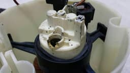 MERCEDES-BENZ Mercedes AMG CLS W219 Fuel Pump Electric A2114700000 Fuel Pump FAULTY V8 — thumbnail 2