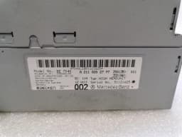 MERCEDES-BENZ Mercedes CLS W219 Navigation Monitor A2118202797 Display Image Shirt COMMAND US — thumbnail 9