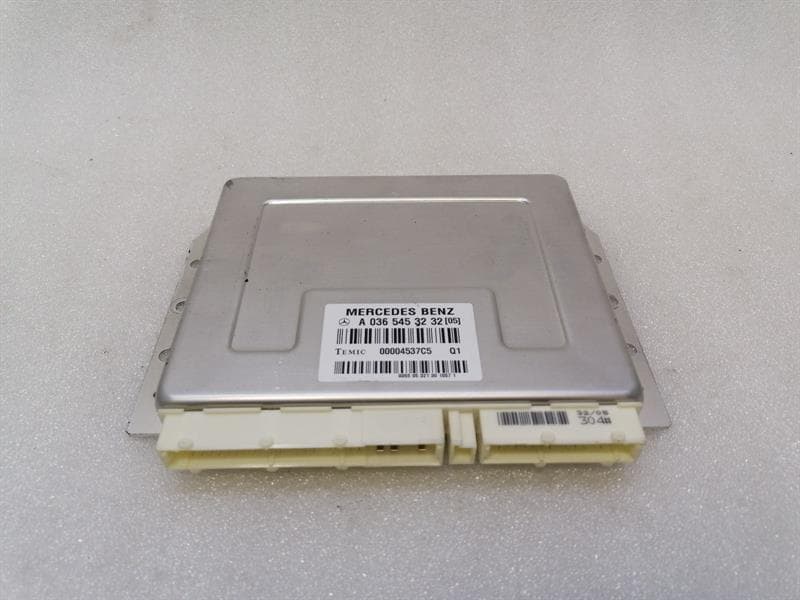Mercedes CLS W219 Airmatic Module A0365453232 Aerospace Control Unit