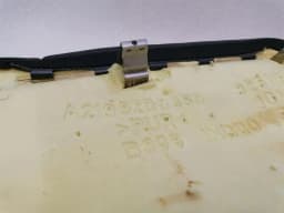 MERCEDES-BENZ Mercedes CLS W219 rear left seatpad A2199200350 rear left seat leather — thumbnail 8