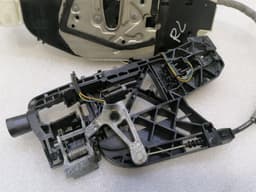 MERCEDES-BENZ Mercedes S-Class W221 real left door lock A2217307735 door lock rear left — thumbnail 7