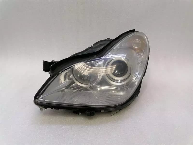 Mercedes CLS W219 Left Headlight A2198201161 Headlights Left BRACKET DEFECT