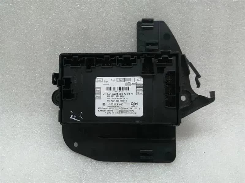 MERCEDES-BENZ Mercedes S-Class W221 front left door module A2219007301 door control unit front Li