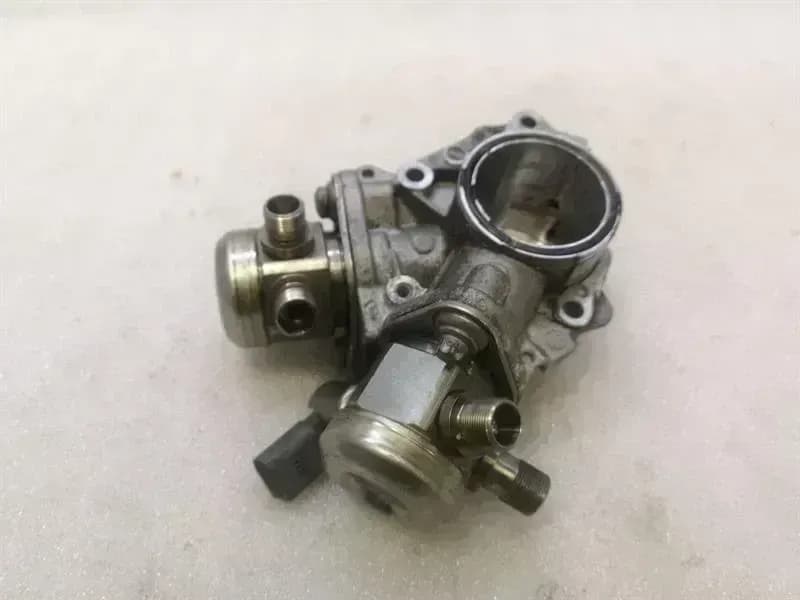 MERCEDES-BENZ Mercedes S-class W221 S63 AMG Fuel Pump Mechanical A2780700601 Fuel Pump