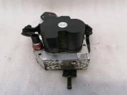 MERCEDES-BENZ Mercedes W221 rear ABC suspension valve A2213201058 rear air suspension valve — thumbnail 6