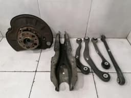 MERCEDES-BENZ Mercedes S63 AMG W221 Left Rear Hub A2213503108 Wheel Bearing Housing Rear Left — thumbnail 1
