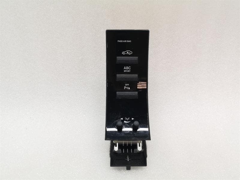 MERCEDES-BENZ Mercedes S-Class W221 ABC Suspension Switch A2218217151 Switch Block
