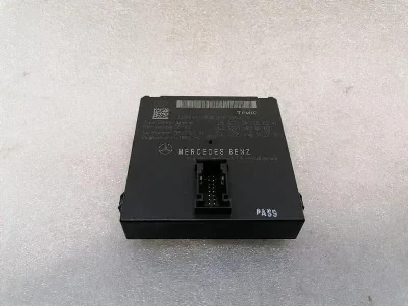 Mercedes CL W216 W221 Central Gateway A2215409562 Control Unit Gateway