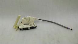 MERCEDES-BENZ Mercedes CLS W218 RRH door lock A2047303635 door lock rear right — thumbnail 5